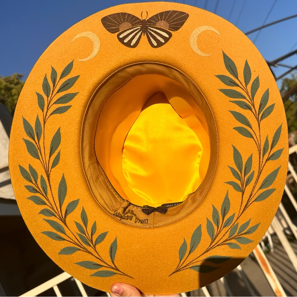 Luna Bloom Hat